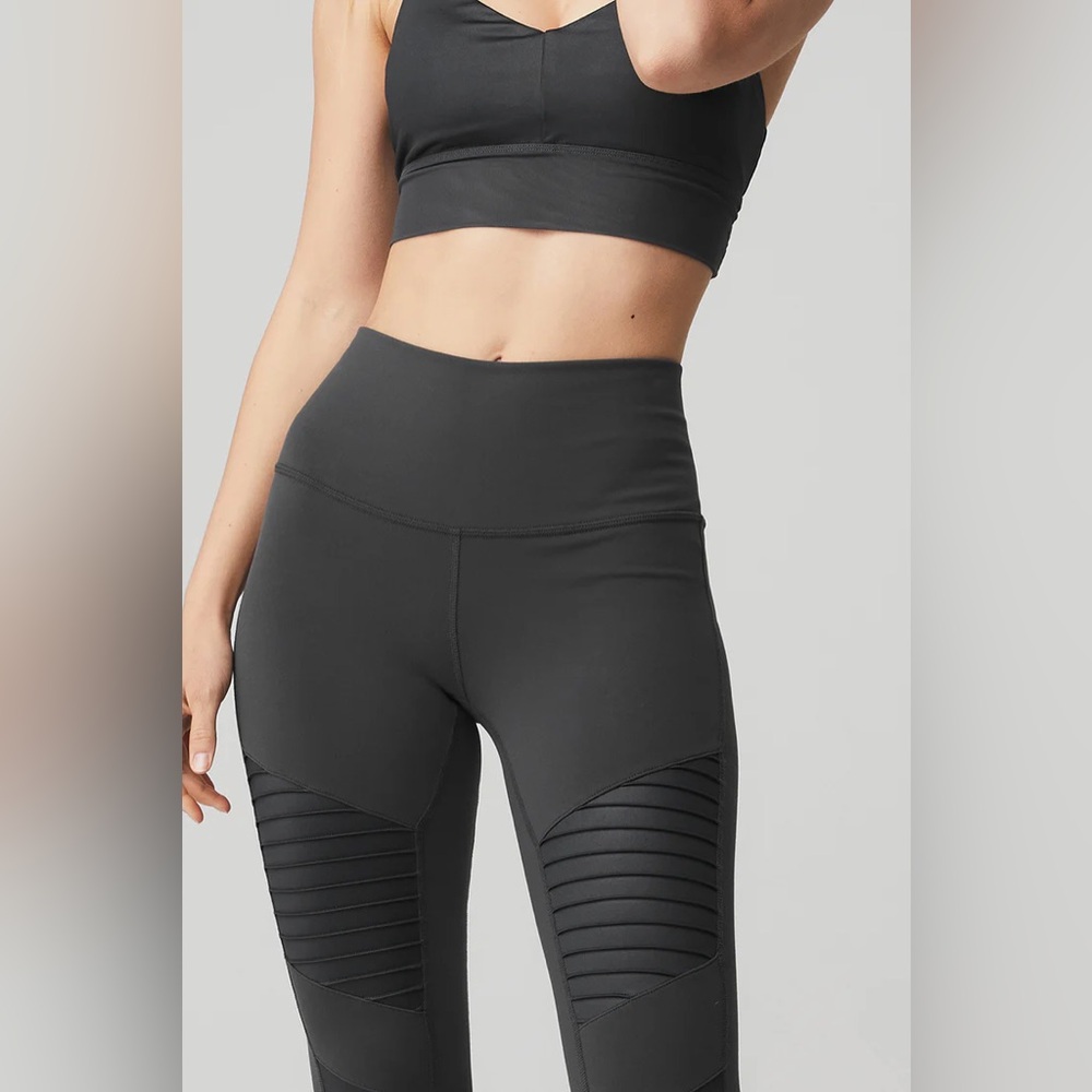 Super Flattering ALO Yoga High-Waist Moto Legging